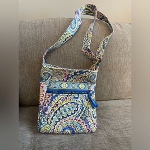 EUC Vera Bradley blue paisley Crossbody bag with tortoise shell accents